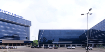 Keluarga Alumni FTUB Resmi Dikukuhkan, Dorong Sinergi dan Peningkatan Reputasi Universitas 19 Keluarga Alumni FTUB Resmi Dikukuhkan, Dorong Sinergi dan Peningkatan Reputasi Universitas