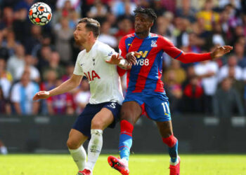 Kekalahan Pahit Tottenham 0-2 dari Crystal Palace di Liga Premier 2024-2025
