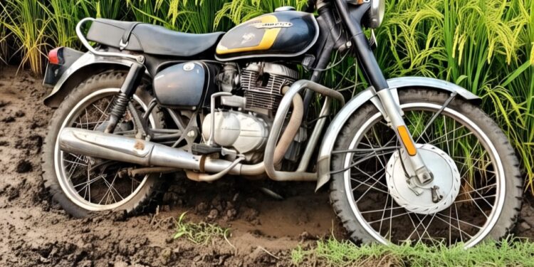 Diduga Mengantuk, Pengendara Terjun ke Sawah 14 Diduga Mengantuk, Pengendara Terjun ke Sawah