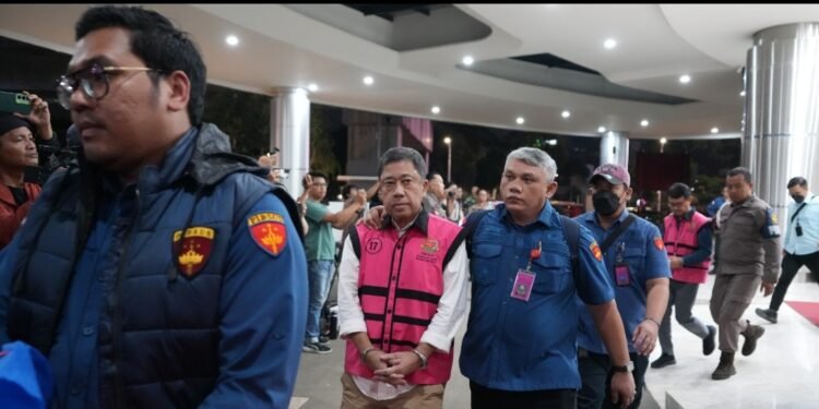 Eks Dirut Pertamina Patra Niaga Alfian Nasution Ditetapkan Tersangka Korupsi Minyak Pertamina