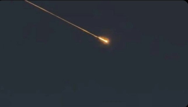 Rudal Yaman Ditembak Jatuh di Yerusalem 14 Rudal Yaman Ditembak Jatuh di Yerusalem