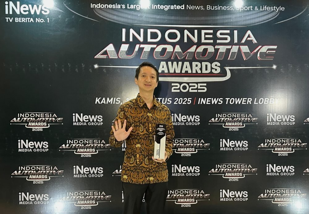 Wuling New Air ev Menang di Indonesia Automotive Awards 15 Apresiasi atas kontribusi mobil listrik Wuling berdimensi compact ini dalam mendorong mobilitas ramah lingkungan 1000x694 1