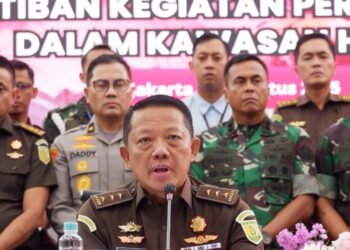 Jampidsus Dilaporkan ke Presiden Sebagai Serangan Balik dari Sejumlah Perusahaan Tambang Nikel Tanpa Izin 16 Berhasil Kuasai 3,3 Juta Hektare Lahan Sawit, Satgas PKH Akan Mulai Kuasai Pertambangan Ilegal