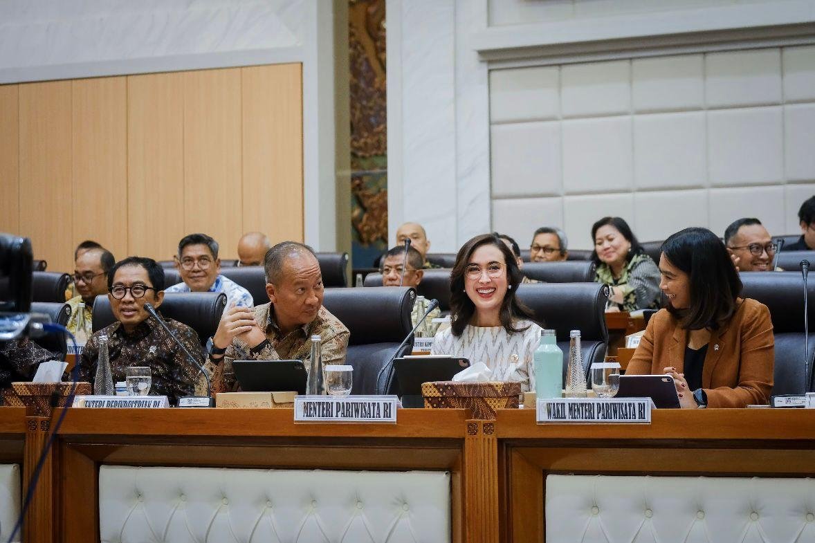 Menteri Widiyanti Dorong Pariwisata Penggerak Ekonomi Rakyat 16 WhatsApp Image 2025 09 04 at 07.19.26 1