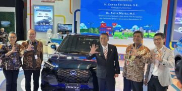 Rocky Hybrid dan Terios Ramaikan Booth Daihatsu GIIAS Bandung