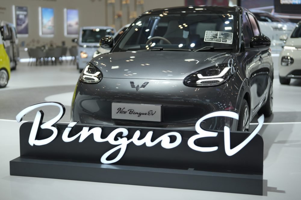 Diluncurkan pada 11 Juli 2025 lalu yang bertepatan dengan perayaan ulang tahun ke 8 Wuling di Indonesia New BinguoEV hadir dalam dua varian yakni Pro dan Lite dengan tagline ‘Be the Icon 1000x667 1