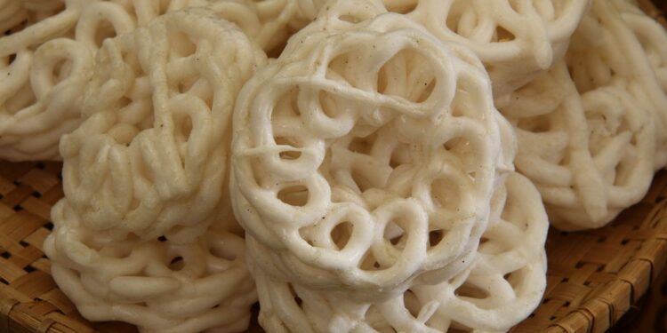 Menkes Budi Ingatkan Kandungan Kalori Kerupuk Setara Sepiring Nasi