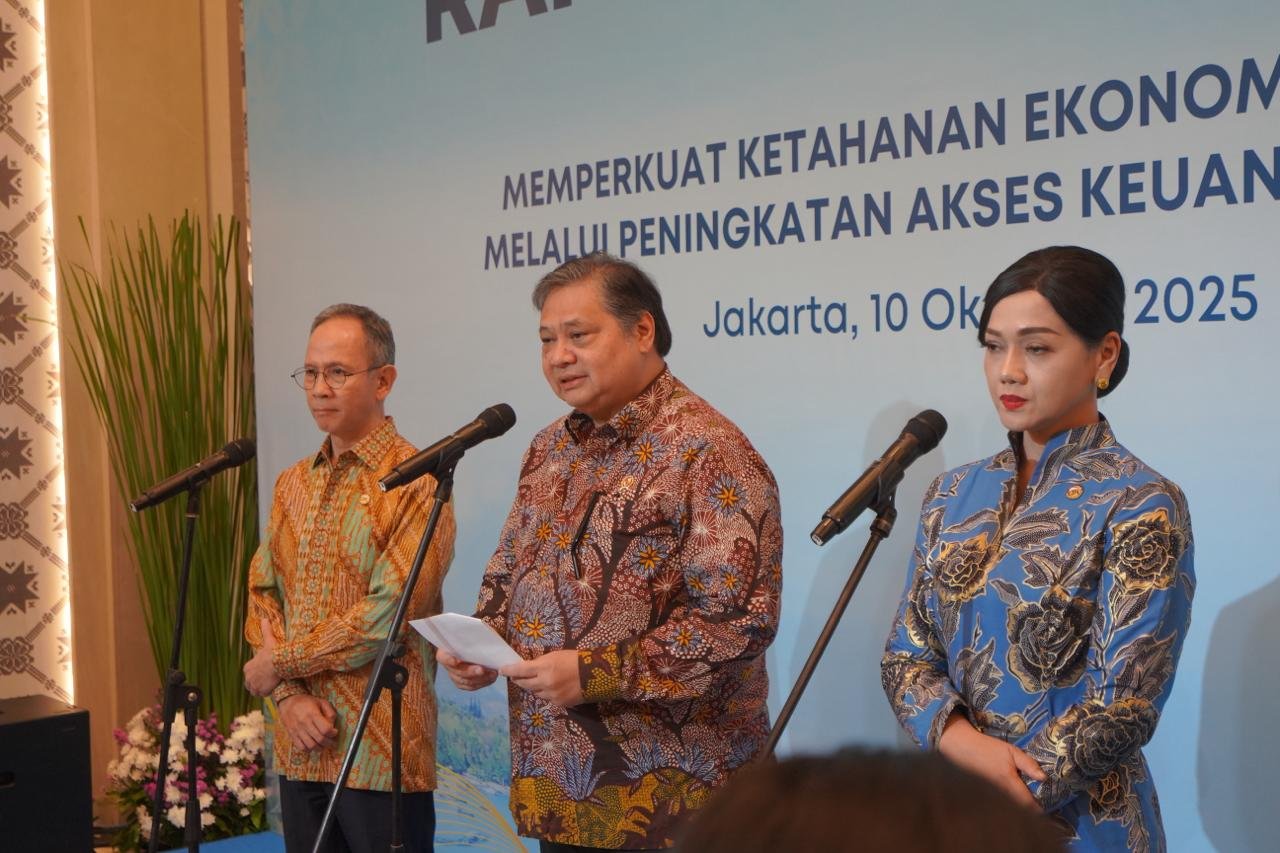 Inklusi Keuangan Indonesia Capai 92,74%, Tertinggi 15 publikasi 1760099817 68e8fde982e1f